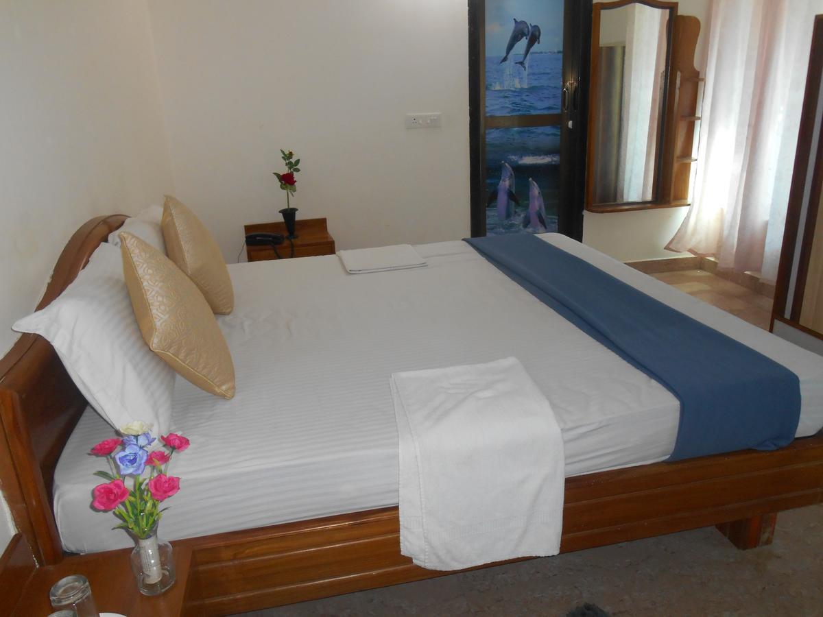 Hotel M J Residency Puri Luaran gambar